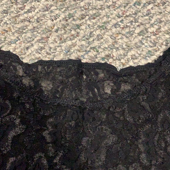 vintage black sheer lace tee - Picture 3 of 3